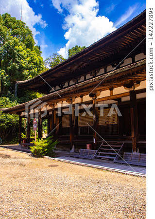 法海寺：藥師如來是女性崇拜的神靈，其祝福包括平安分娩、母乳哺育和受孕。 142227893