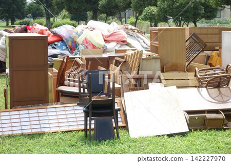 Bulky garbage collection Bulky garbage collection 142227970