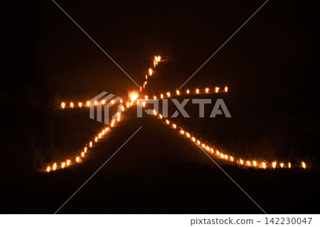 Gozan Okuribi 2026: Kyoto's Obon Festival - A Glittering Light Illuminating the Night Sky 12 Gozan Okuribi 2026: Kyoto's Obon Festival - A Glittering Light Illuminating the Night Sky 12 142230047