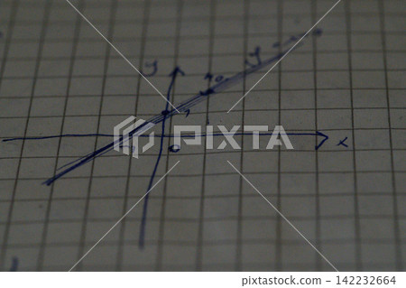 Macro close-up hand drawn coordinate axis diagram Macro close-up hand drawn coordinate axis diagram 142232664