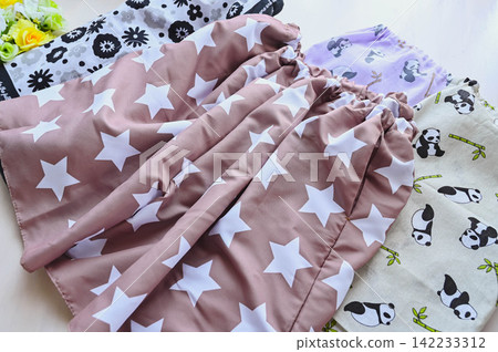 手工短褲,手工服裝 手工短褲,手工服裝 142233312