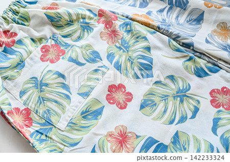 Handmade floral pants Handmade floral pants 142233324
