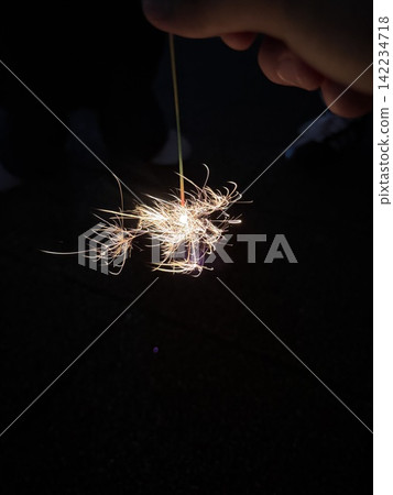 Sparklers and transience Sparklers and transience 142234718