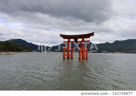 嚴島神社大鳥居 [日本廣島] 142236677