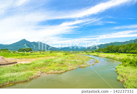 Mount Bandai and the Nagase River in summer, Inawashiro Town, Yama District, Fukushima Prefecture Mount Bandai and the Nagase River in summer, Inawashiro Town, Yama District, Fukushima Prefecture 142237331