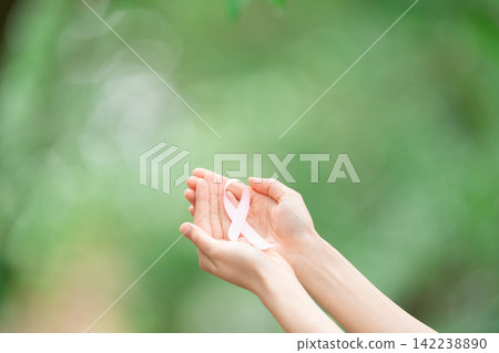 粉紅絲帶,清新綠意 粉紅絲帶,清新綠意 142238890