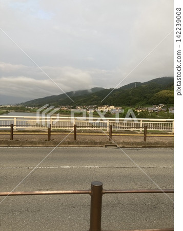 從路邊車站看到的景色 142239008