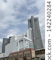 Looking up at the Landmark Tower 3 142240284
