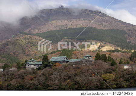 Traditional Ryuguden hotel by Lake Ashi and Mount Komagatake in Hakone, Japan Traditional Ryuguden hotel by Lake Ashi and Mount Komagatake in Hakone, Japan 142240429