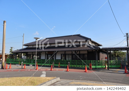 Exterior view of JR Ogi Station (Ogi City, Saga Prefecture) Exterior view of JR Ogi Station (Ogi City, Saga Prefecture) 142249402