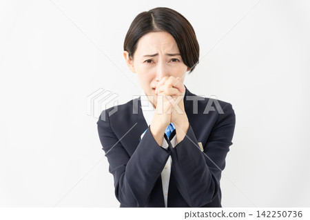 Female receptionist in uniform - Job image Female receptionist in uniform - Job image 142250736