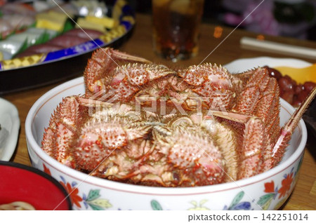 鮮美濃鬱的蟹味噌大閘蟹。 鮮美濃鬱的蟹味噌大閘蟹。 142251014