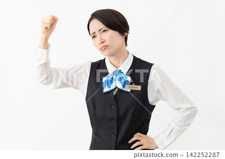 身著制服的女接待員 - 工作圖片 142252287