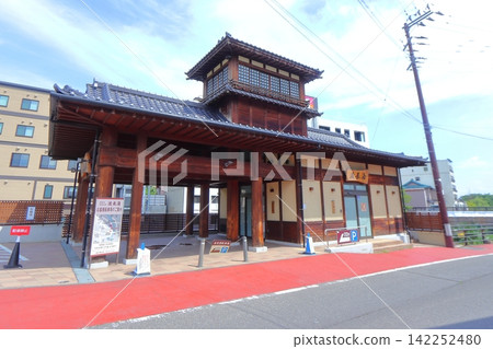 飯坂溫泉、折上川沿岸的浪來湯(福島縣福島市) 飯坂溫泉、折上川沿岸的浪來湯(福島縣福島市) 142252480