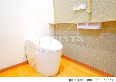 A clean toilet in a newly built apartment A clean toilet in a newly built apartment 142254265