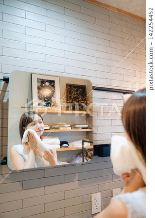 A young woman's lifestyle centered around beauty. A young woman's lifestyle centered around beauty. 142254452