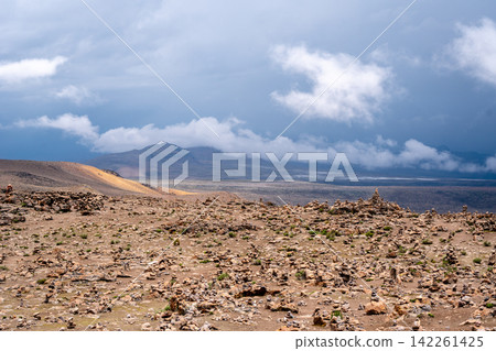 Vast valley and mountains landscape with dramatic sky, Peru Vast valley and mountains landscape with dramatic sky, Peru 142261425