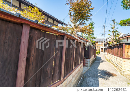 【傳統建築群重要保護區】滋賀縣東近江市五加所近藤，《春日街景2》 142262681