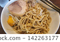 拉麵 142263177
