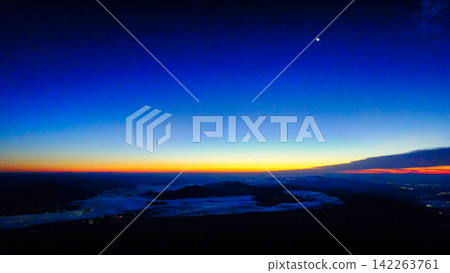 Sunrise viewed from the dim light of 4 AM Sunrise viewed from the dim light of 4 AM 142263761