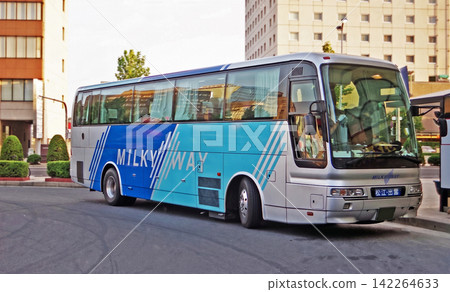 三菱扶桑 Aero Queen、東急巴士 三菱扶桑 Aero Queen、東急巴士 142264633