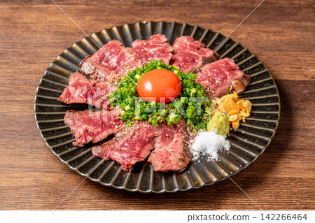 鮮嫩多汁的裙邊牛排 142266464