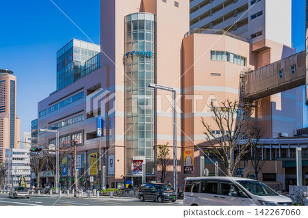 Scenery of Zaza City and Act City Hamamatsu in Hamamatsu City (Shizuoka Prefecture) Scenery of Zaza City and Act City Hamamatsu in Hamamatsu City (Shizuoka Prefecture) 142267060