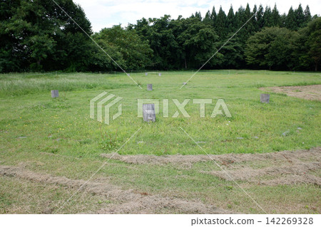 Akita Prefecture: Oyu Stone Circle and Stone Arrangement Site Akita Prefecture: Oyu Stone Circle and Stone Arrangement Site 142269328