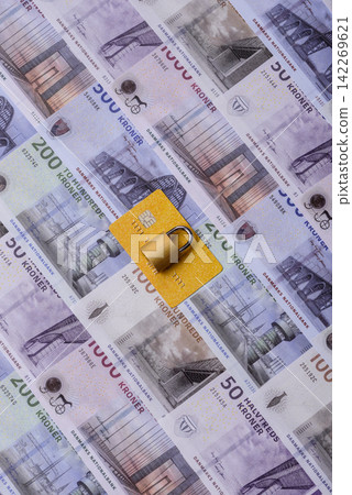 Blocking of a bank debit card, account, or bill, fraud, or bankruptcy. Blocking of a bank card Blocking of a bank debit card, account, or bill, fraud, or bankruptcy. Blocking of a bank card 142269621