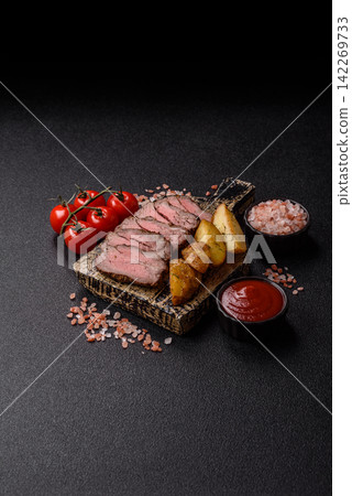 Grilled beef or pork steak seasoned with salt and allspice. Grilled steak Grilled beef or pork steak seasoned with salt and allspice. Grilled steak 142269733
