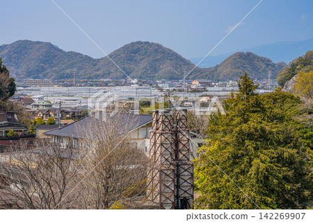伊豆之國市(靜岡縣)的頡山反射爐及城鎮景觀 伊豆之國市(靜岡縣)的頡山反射爐及城鎮景觀 142269907