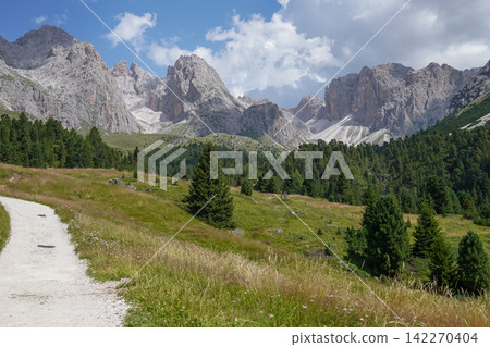 the dolomites in italy the dolomites in italy 142270404