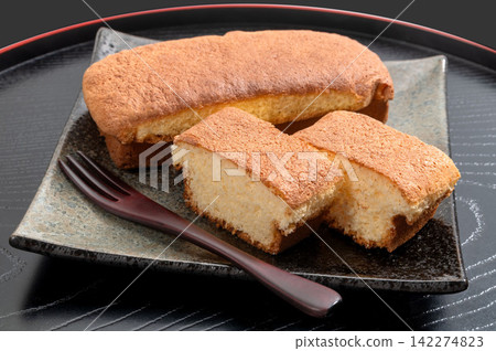 Milk castella, a classic Hokkaido snack. Milk castella, a classic Hokkaido snack. 142274823