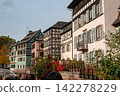 Pleasure boat sightseeing in Strasbourg, France 142278229