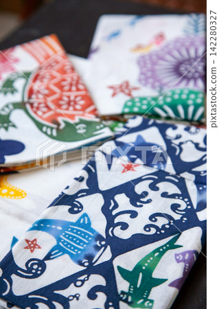 Bingata-dyed tenugui (hand towel) Bingata-dyed tenugui (hand towel) 142280327