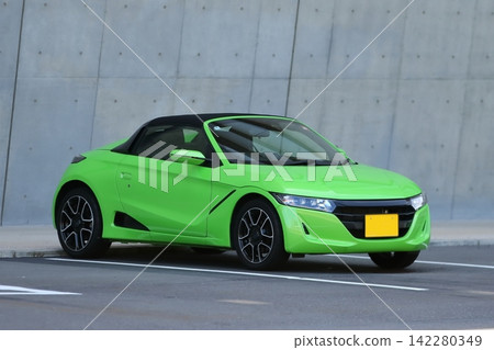 綠燈跑車 綠燈跑車 142280349