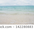 沖繩美麗而空曠的海灘和大海 142280883