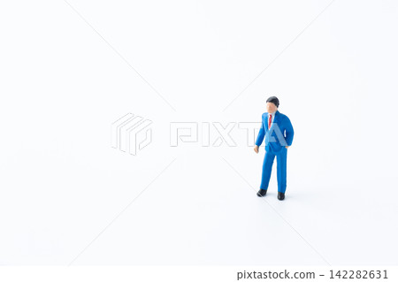 商人的娃娃 商人的娃娃 142282631