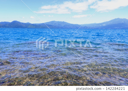 Lake Tazawa in summer (Semboku City, Akita Prefecture) Lake Tazawa in summer (Semboku City, Akita Prefecture) 142284221