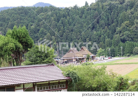 Fresh green scenery of the thatched-roof village in Miyama, Kyoto Prefecture Fresh green scenery of the thatched-roof village in Miyama, Kyoto Prefecture 142287114