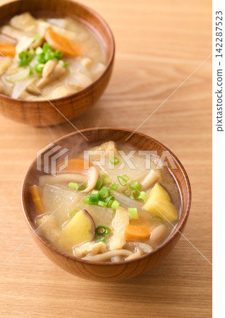 多種味噌湯 多種味噌湯 142287523