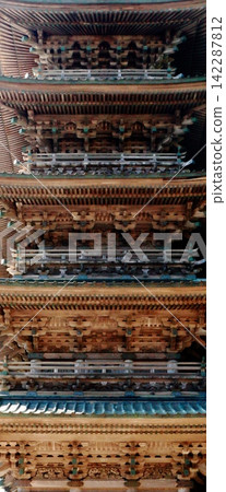 禪寶寺五重塔的特寫 禪寶寺五重塔的特寫 142287812