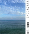 天空和大海 142287868