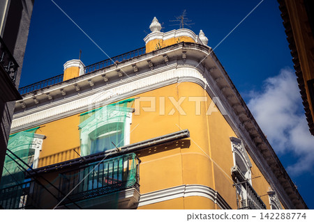 Santa Cruz: Seville's Vibrant Economic Heart Santa Cruz: Seville's Vibrant Economic Heart 142288774