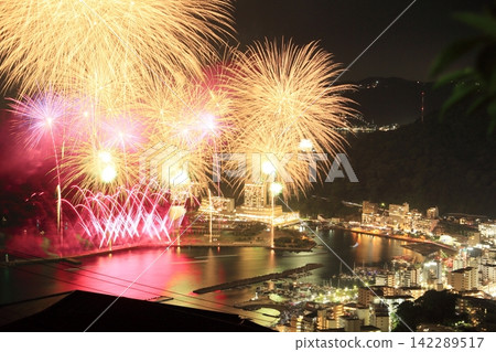 Atami fireworks as seen from Atami Atami fireworks as seen from Atami 142289517