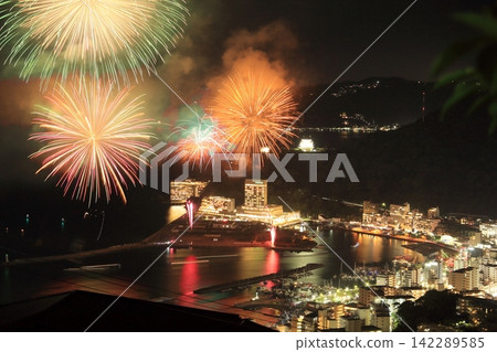 Atami fireworks as seen from Atami Atami fireworks as seen from Atami 142289585