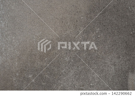 The fine cracks and stains that develop over time give the mortar exterior wall a rich, aged texture. The fine cracks and stains that develop over time give the mortar exterior wall a rich, aged texture. 142290662