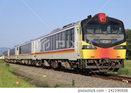 JR East KiHa 48 series diesel railcar (Resort Shirakami/Kumagera formation) 142290886