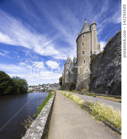 Josselin Castle (Chateau de Josselin), Morbihan, Brittany, France Josselin Castle (Chateau de Josselin), Morbihan, Brittany, France 142292689