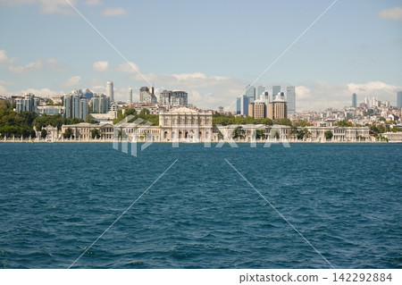 Landscape of Istanbul (Türkiye) Landscape of Istanbul (Türkiye) 142292884